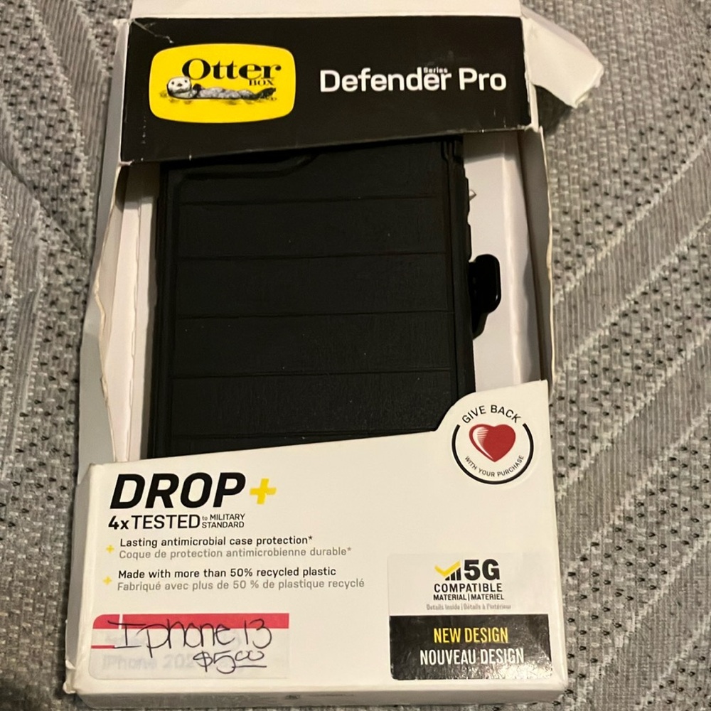 OtterBox Defender Pro iPhone 13 Case
